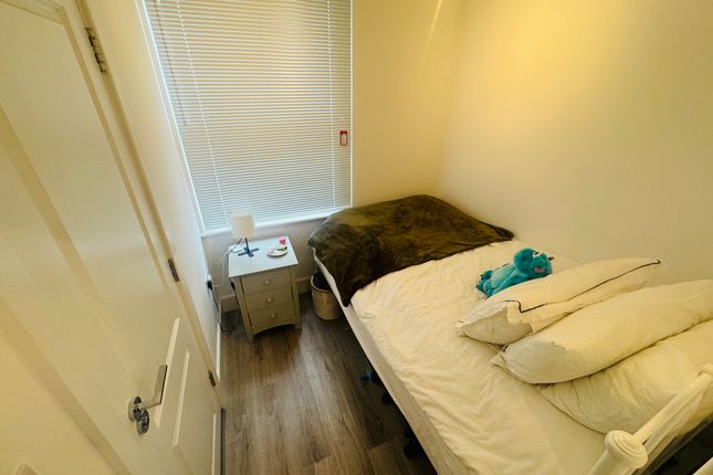 7, Rita Road, London photo 5