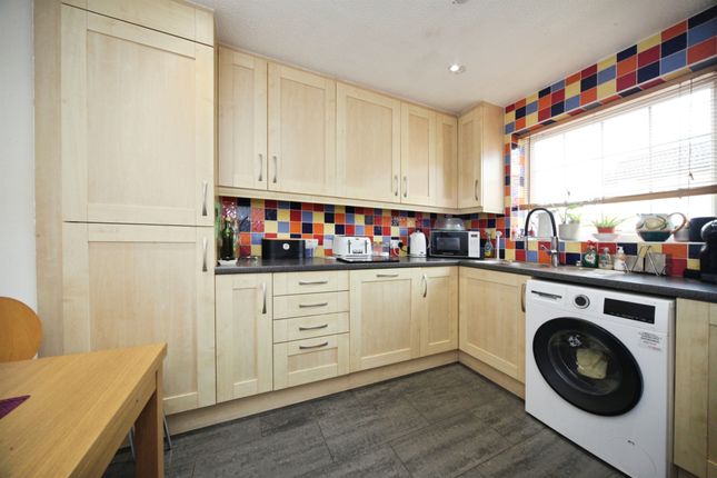 31, Bunting Road, Luton photo 4