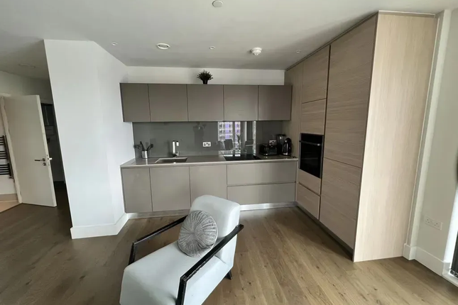 2-bed flat on Kidbrooke Village, Kidbrooke Park Road, London, £495,000