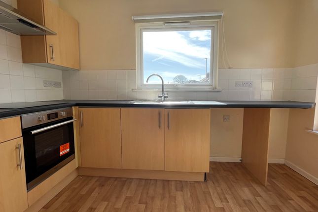 Studio to rent in South Street, Eastbourne