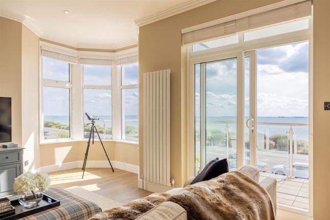 Flat for sale in The Leas, Westcliff-On-Sea