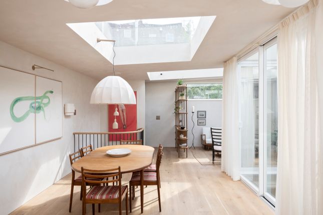 Malton, Malton Mews, London photo 4