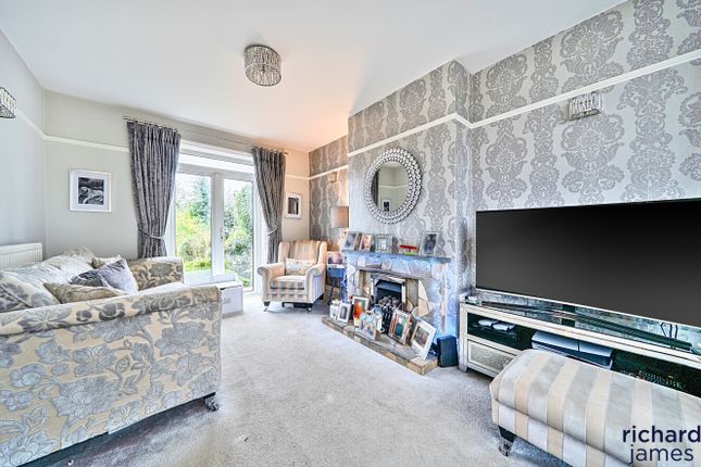 300, Marlborough Road, Swindon photo 2
