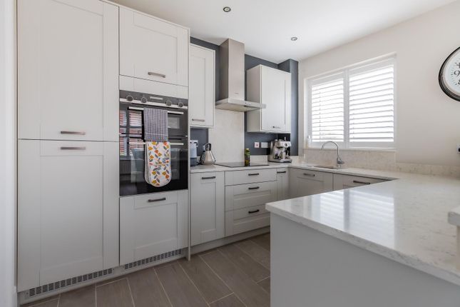 29, Heol Nant Glandulas, Cardiff photo 4
