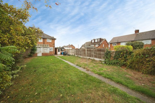 Millers Ley, Dunstable photo 4