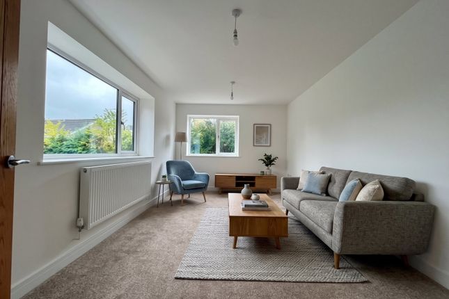 Celenyn close, newbridge photo 3