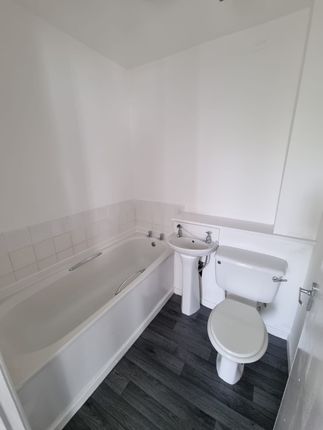 12 Flat 3,, Windsor Road, Liverpool photo 5