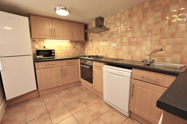 Thumbnail Property to rent in Heaton Place, Heaton, Newcastle Upon Tyne