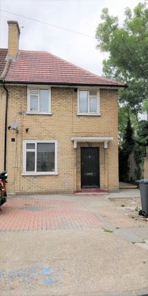 Room to rent in St. Dunstans Road, Hounslow