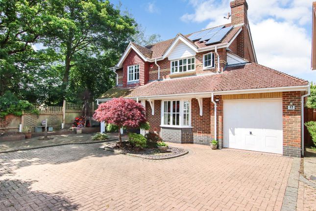 12, Brackens Way, Hampshire photo 4