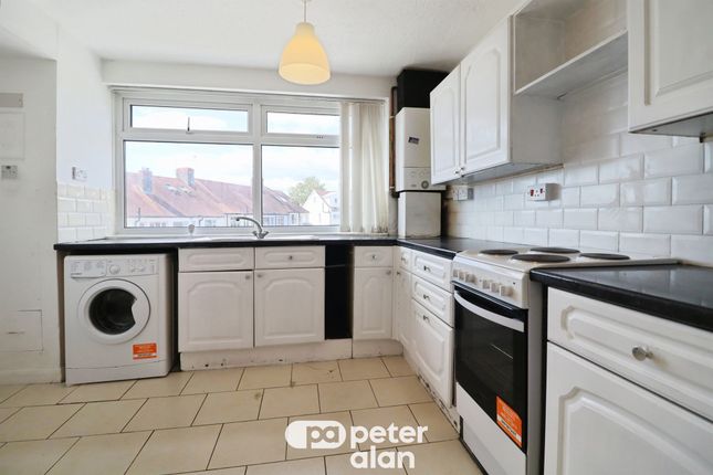 4, Lady Margaret Court, Colchester Avenue, Cardiff photo 3