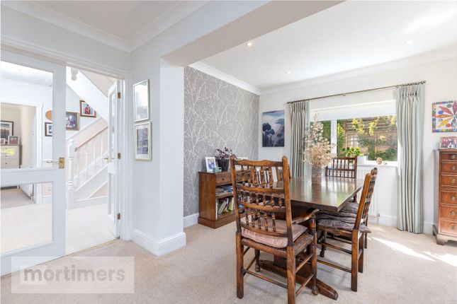 2, Hawthorn Close, Blackburn photo 4
