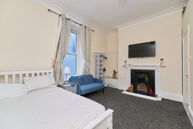 GFL,, 13 Fraser Street, Aberdeen photo 5