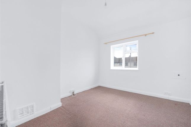 13, North Road, West Drayton photo 4