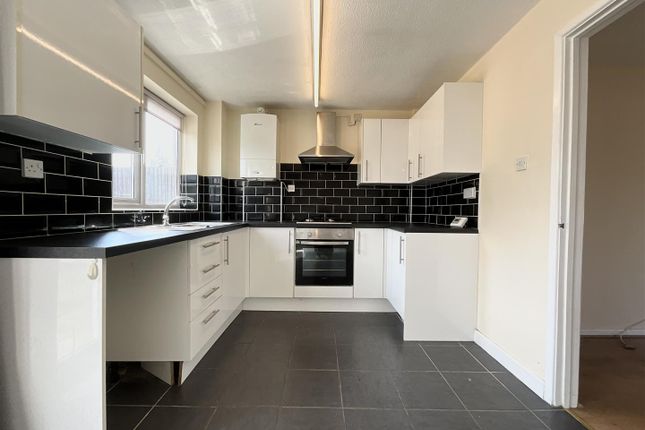 22, Charles Avenue, Bristol photo 2