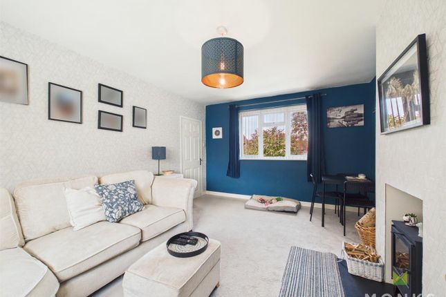 17, Callow Crescent, Shropshire photo 3