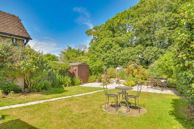 6, Oakroyd Avenue, Dunmow photo 2