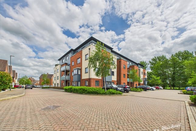 Cam03852G0-Pr0301-Still020