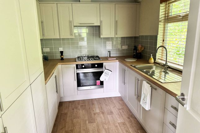 48 PR, Park Road, Penwortham photo 4