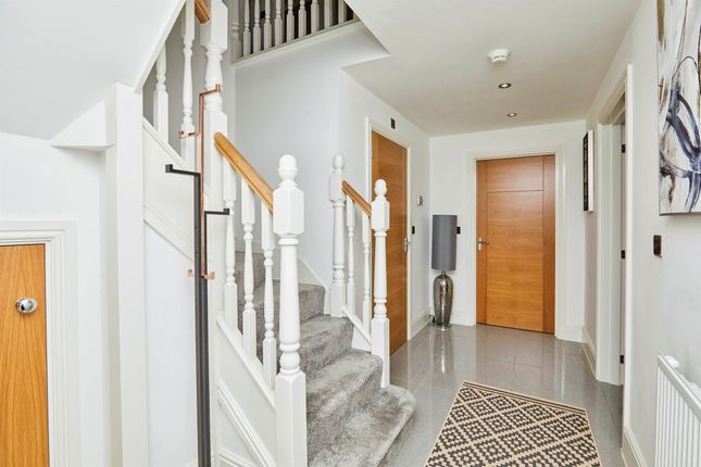 7, Sandal Close, Derby photo 2