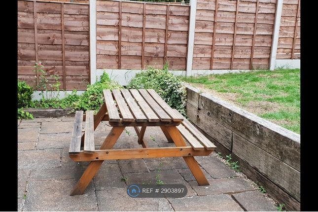 Millfield Drive, Boothstown, Worsley, Manchester photo 3