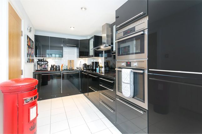 34, Bridge House, Vauxhall photo 3