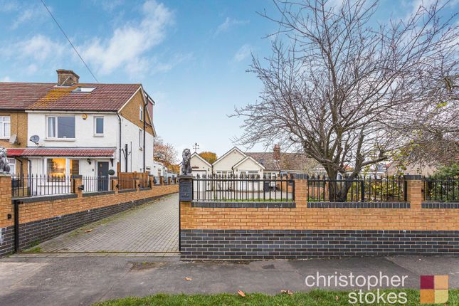 Semi-detached bungalow for sale in Stortford Road, Hoddesdon, Hertfordshire