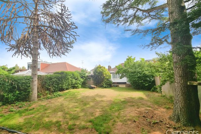 30, Adeyfield Gardens, Hemel Hempstead photo 4