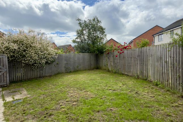 Gibb Avenue, Darlington photo 4