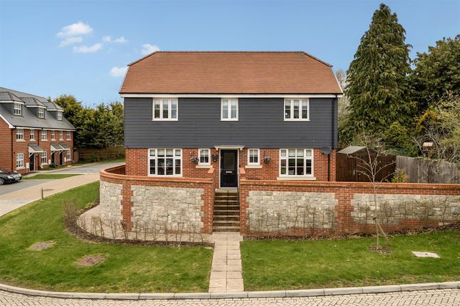 Thumbnail Detached house for sale in Carpenters Close, Barming, Maidstone