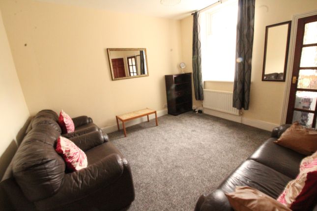 35, Belle Grove West, Newcastle upon Tyne photo 2