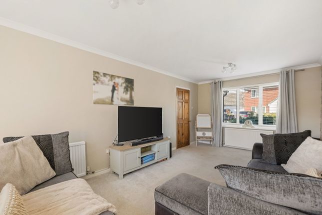4, Mellor Chase, Colchester photo 3