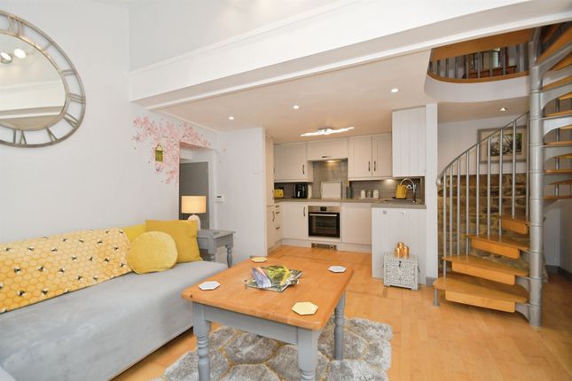Cottage Two, The Cottages, King Street, Bakewell photo 4