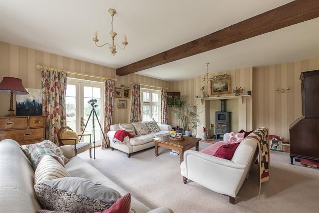 Thumbnail Equestrian property for sale in Plummers Lane, Bower Heath, Harpenden