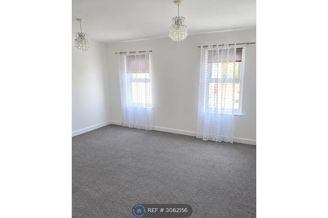 Flat, Chelone House High St, Cheltenham photo 2