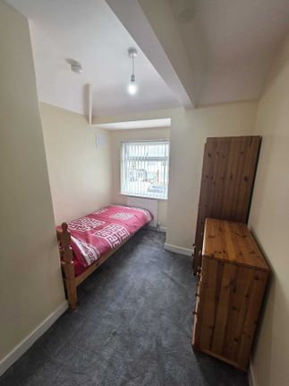 ZOP 166, Whitecroft Road, Birmingham photo 2