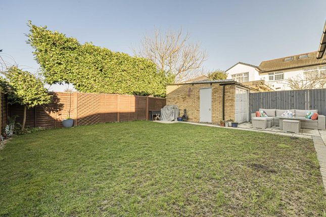 Bungalow for sale in Hollybank Close, Hampton