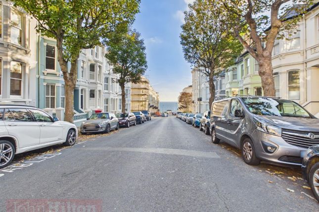 Flat 4, 36, Eaton Place, Brighton photo 2