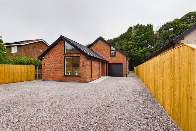 Thumbnail Detached house for sale in Broadfield Drive, Leyland