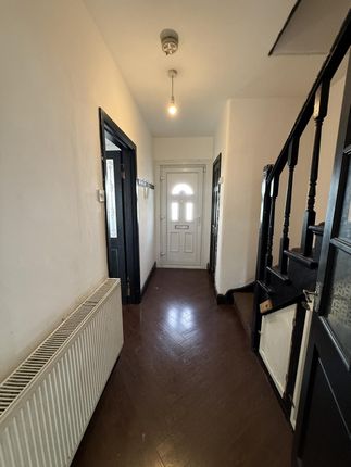 6 Nottingham Road, London photo 5