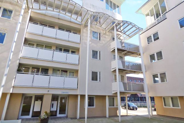 Property For Sale In Royal Quay Liverpool L3 Buy Properties In Royal Quay Liverpool L3 Zoopla