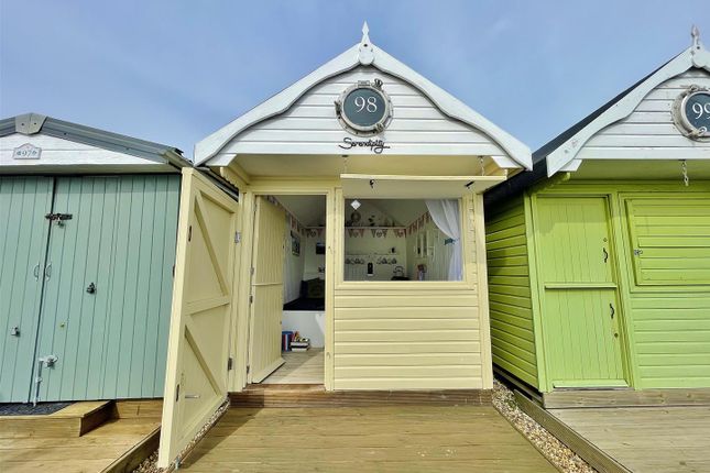 Thumbnail Property for sale in The Parade, Walton On The Naze