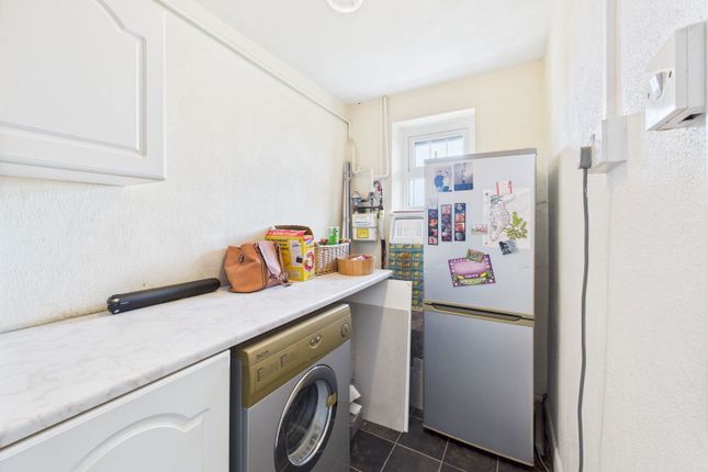 19, High Beech Road, Lydney photo 3