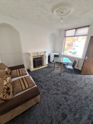 Terraced house for sale in Strathmore Avenue, Leeds