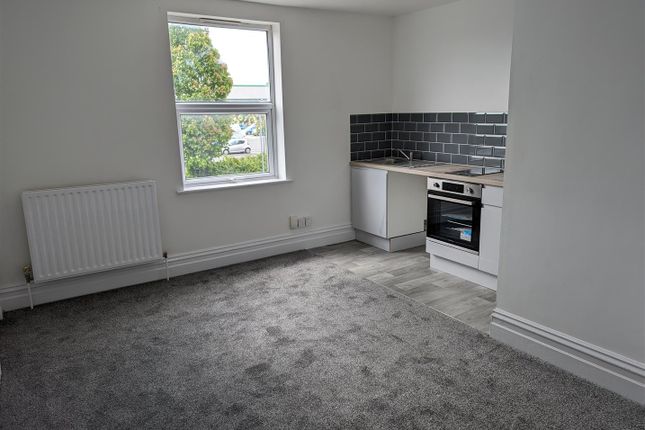 Thumbnail Studio to rent in Millsborough Road, Redditch