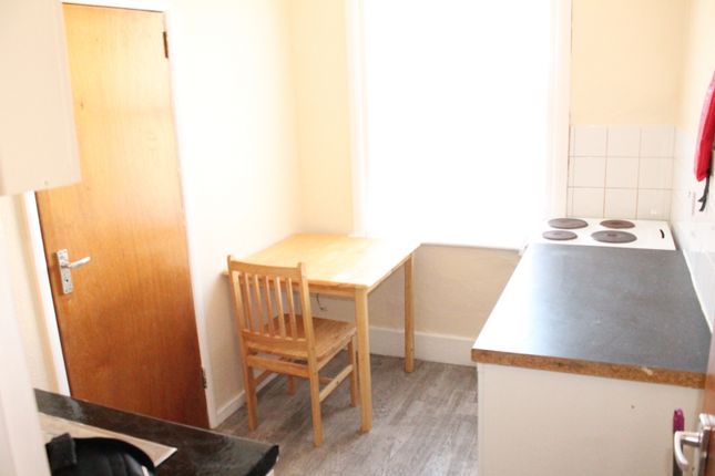 Studio to rent in Antill Road, London