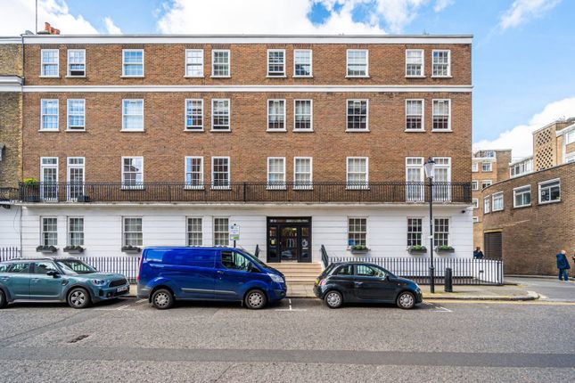 Thumbnail Flat to rent in Walpole Street, Chelsea, London
