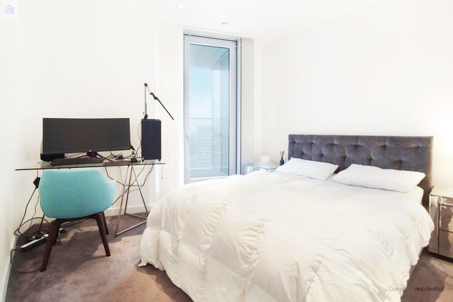 Flat for sale in Biscayne Avenue, London