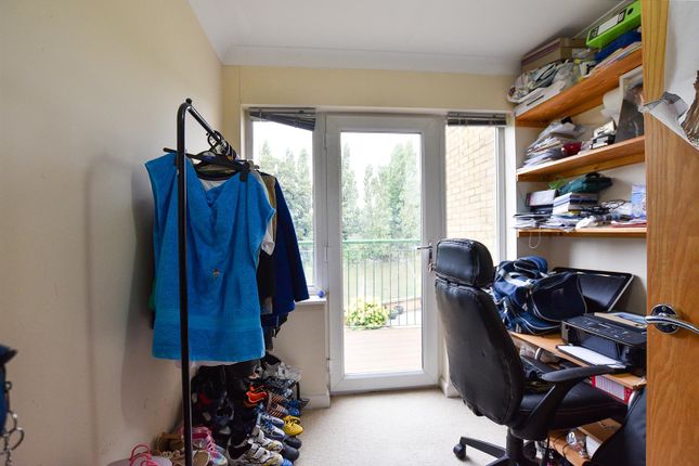 End terrace house for sale in Friars View, Aylesford