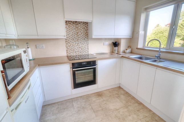 5 New Road, High Wycombe photo 4